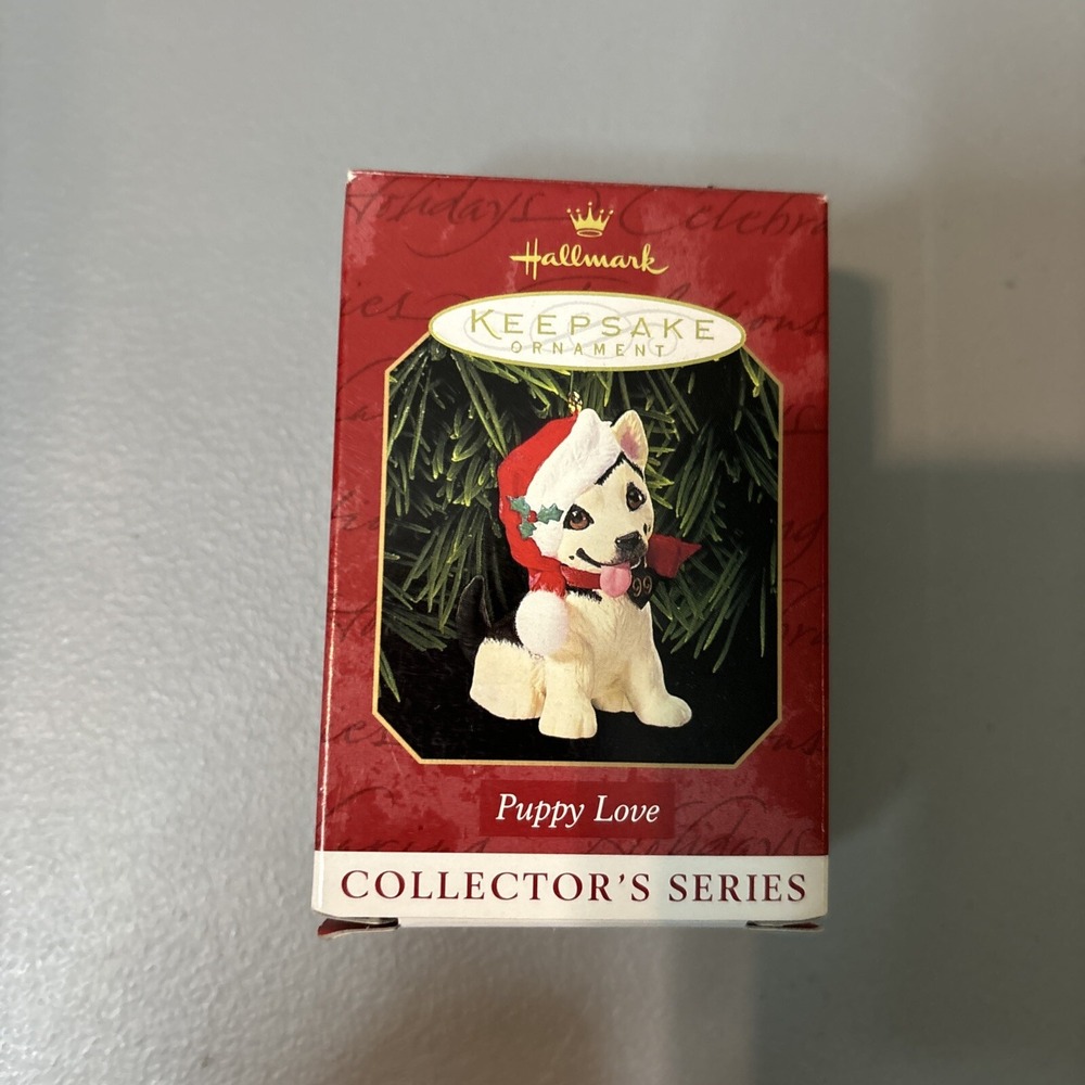 Hallmark Puppy Love Ornament 1999 Keepsake Ornament‎ 9th in Collector Series